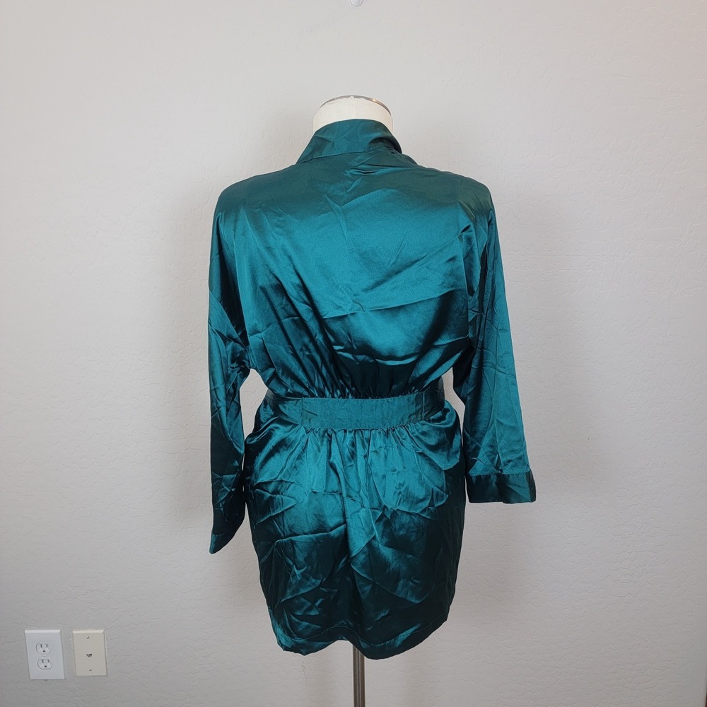 Victoria's Secret Satin Robe Womens One Size Emerald Green Kimono Short Belted - Picture 2 of 5